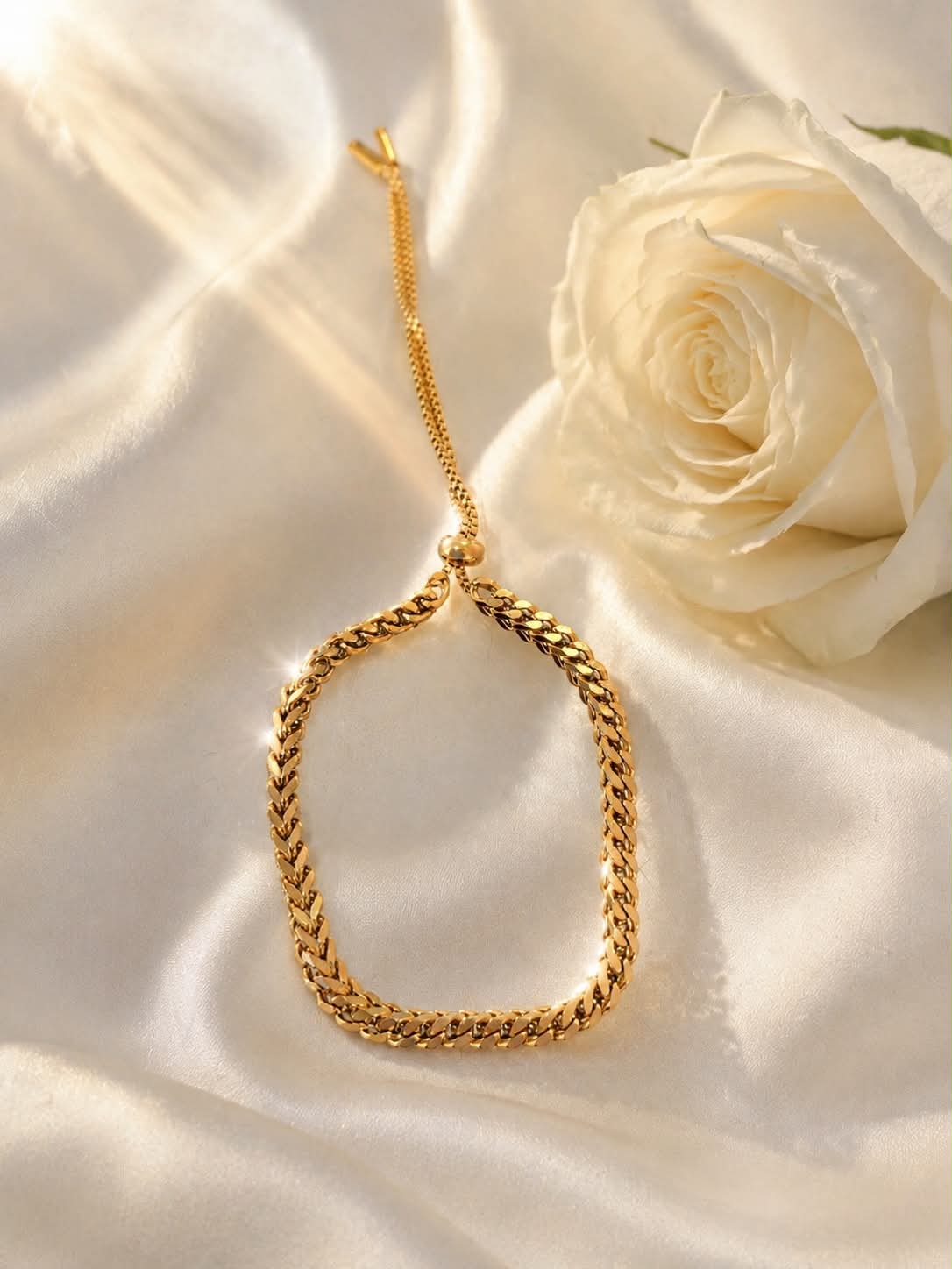 Stunning Gold Bracelet