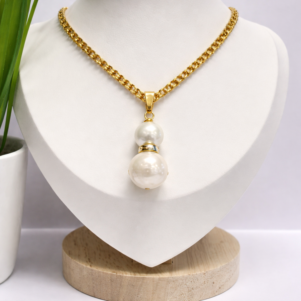 Hinano - Duo White Freshwater Pearl Necklace