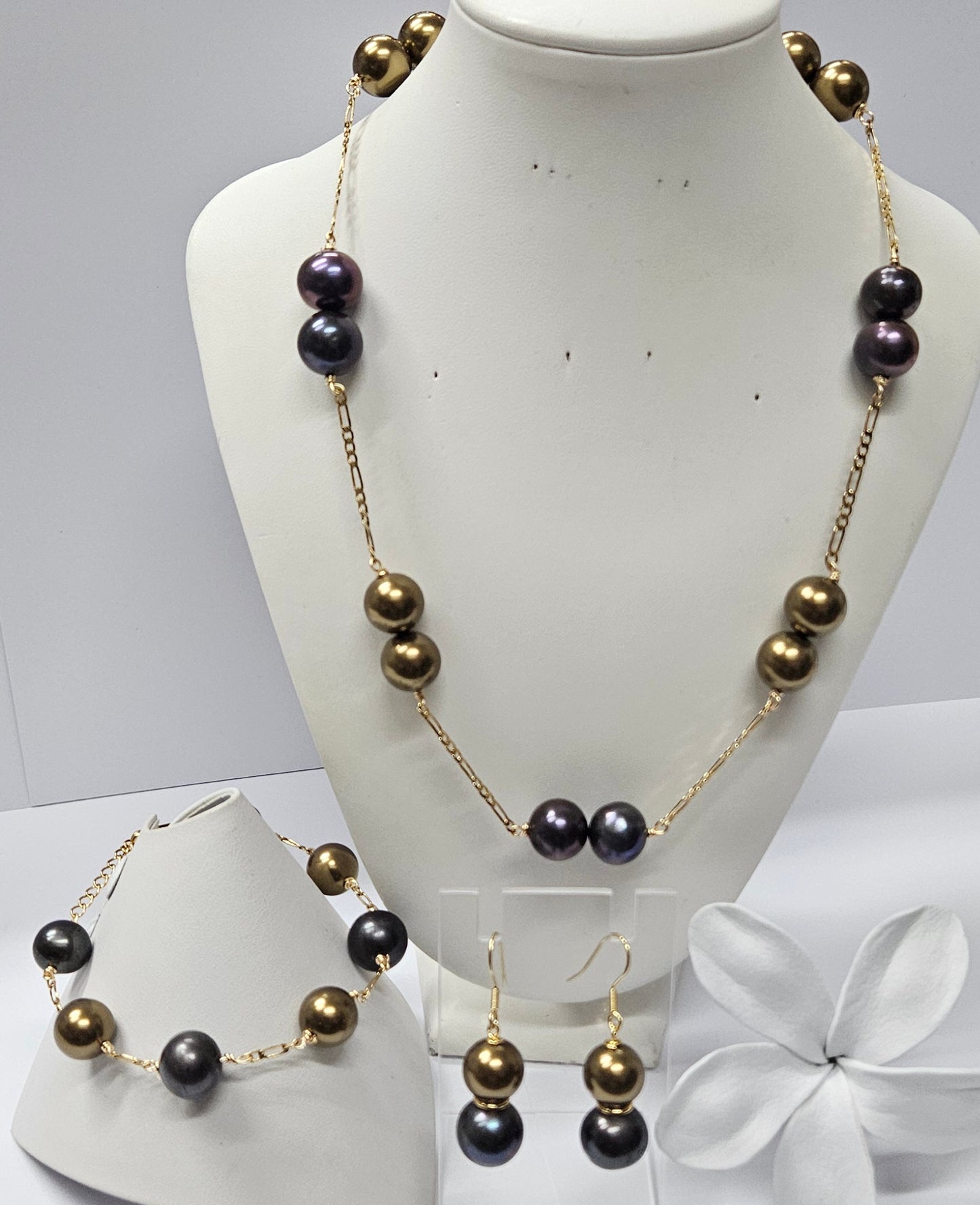 HANI - Natural Black Pearls + Olive Green Swarovski Pearl Set