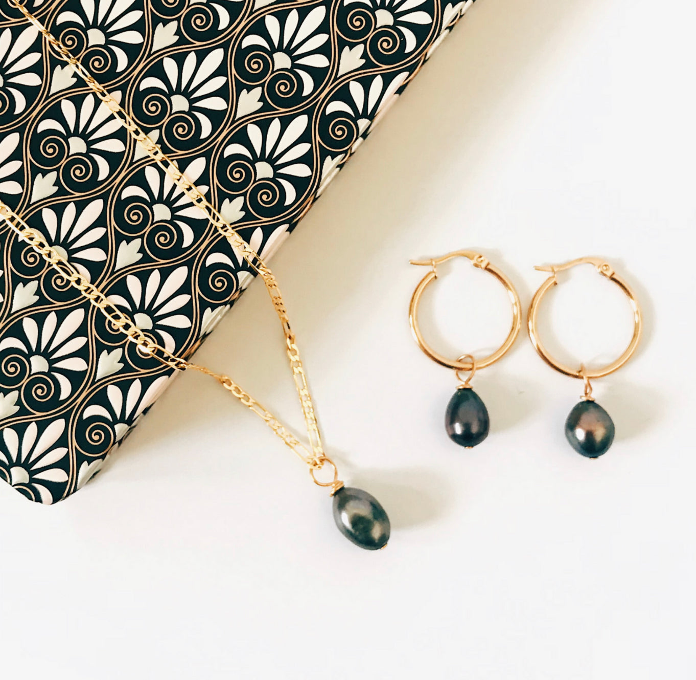 ARIYAH - Natural Tahitian Simple Pearl Set (12mm)