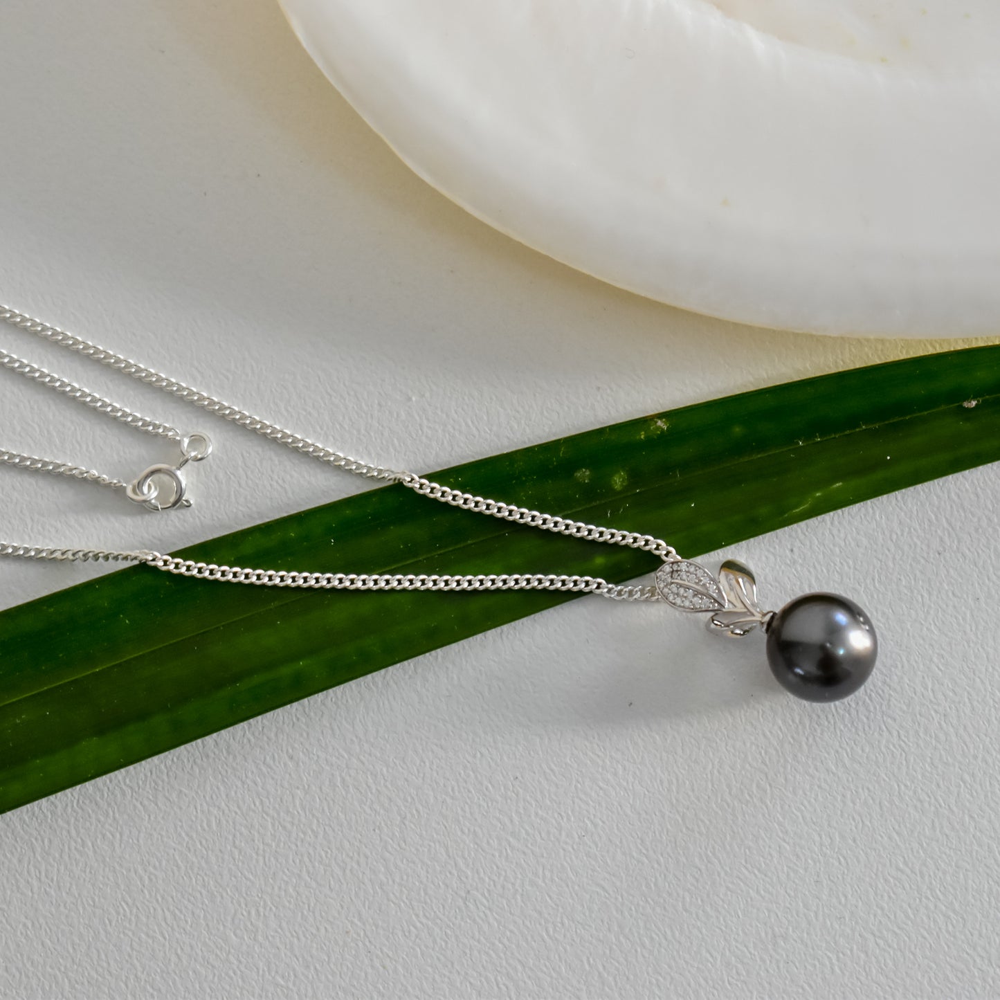 LEAF TAHITIAN PENDANT (13-14MM) NECKLACE - 925 Sterling Silver
