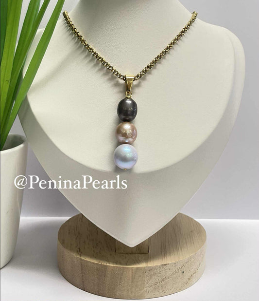 Tehani - Triple Pearl Necklace