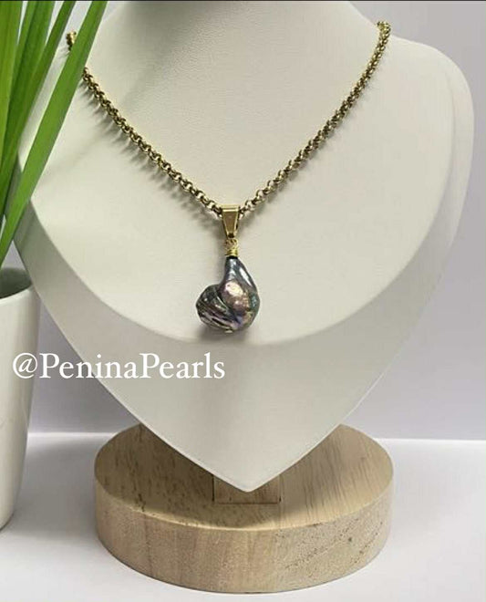 Lilikoe - Unique Baroque Pearl Necklace