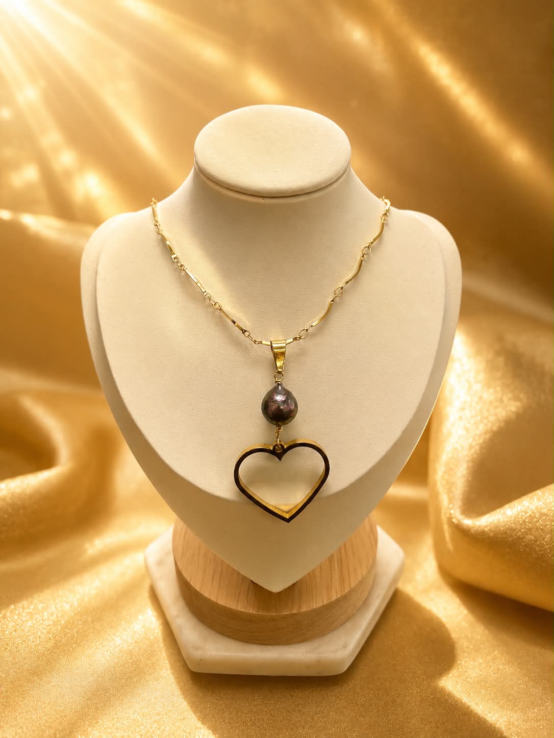 Golden Heart Pearl Necklace