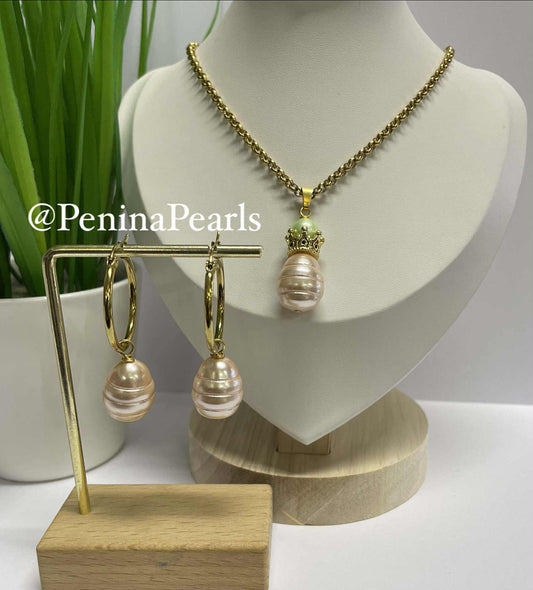 Rowena - Peach with mint Green Pearl set