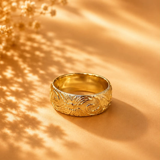 GOLD DESIGN RING