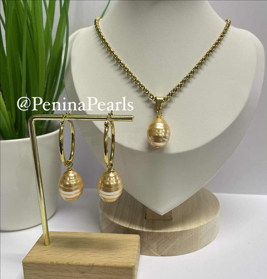 Ivara - Yellow Gold Pearl Set