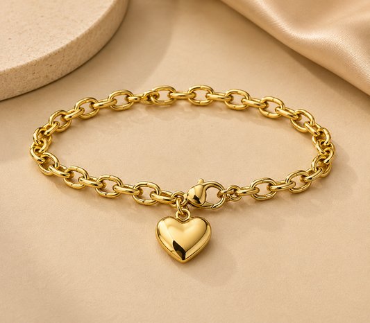 Gold Heart Charm Chain Bracelet