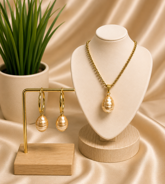 Ivara - Yellow Gold Pearl Set