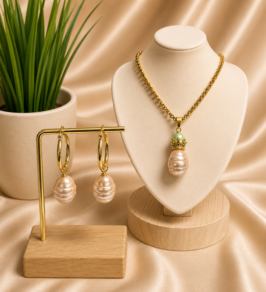 Rowena - Peach with mint Green Pearl set