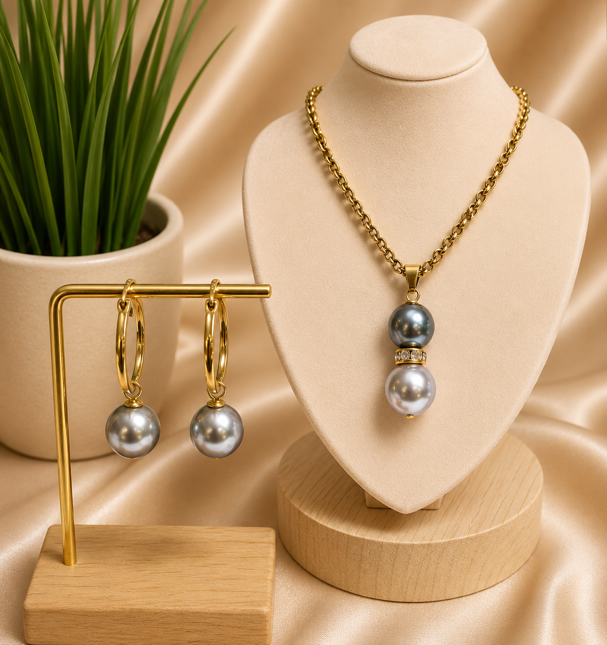 Seraphina - Black & Grey Pearl Set