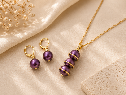 Royal Plum Pearl Set – Gold Necklace & Drop Earrings