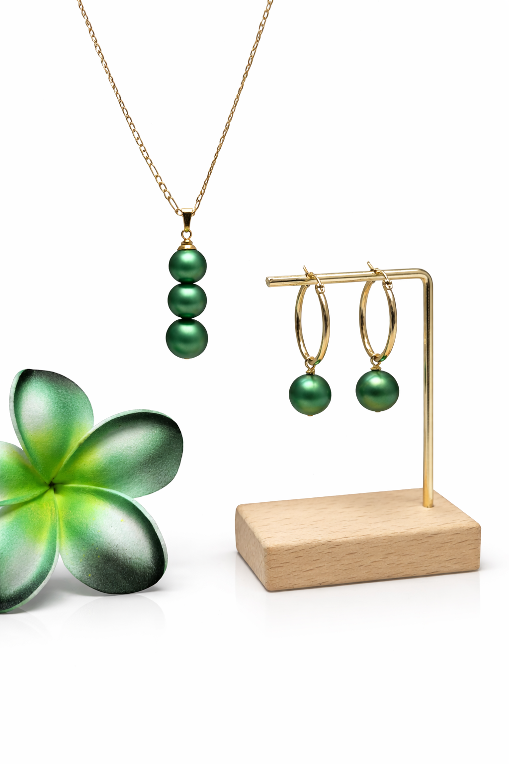 NANIA - Premium Swarovski Green Tone Pearl Set