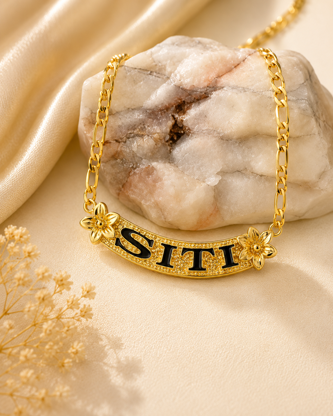 Horizontal Personalised Name Pendant Necklace (40mm x 10mm)