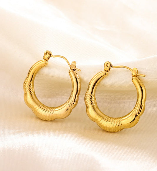 Vintage Textured Gold Hoop Earrings