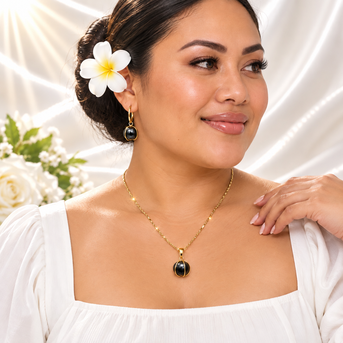Tahitian Pearl in Single Cage Set