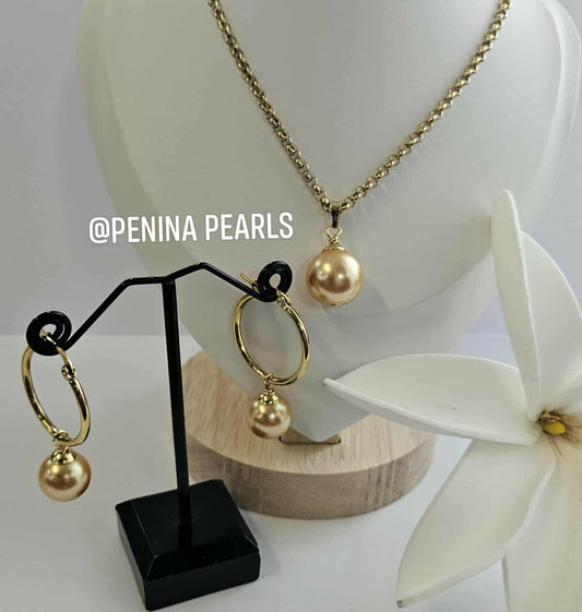 Evelyn set- Gold Pearl's Set with a water-proof & non tarnish gold chain