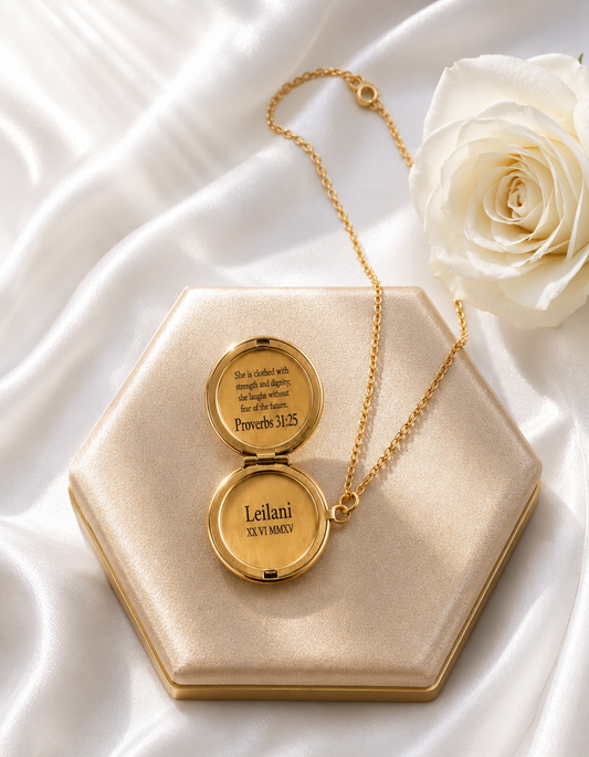 Personalised Locket Necklace – Waterproof • Hypoallergenic • Premium Quality