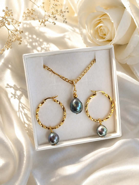 Natural Pearl Set