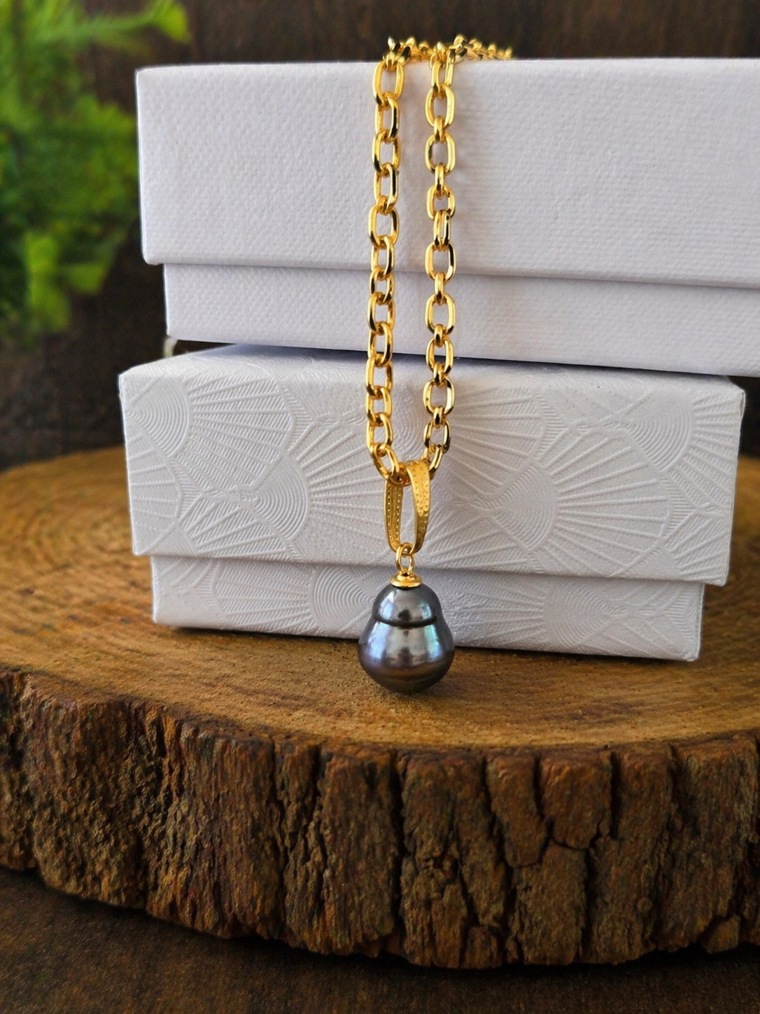 NEW - Classic Pearl Necklace Waterproof