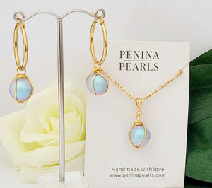 LILLY  - Iridescent Blue Swarovski Caged Pearl Set