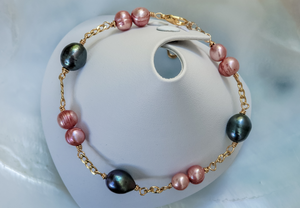 LORELEI - Tahitian x pink baroque shaped pearl bracelet