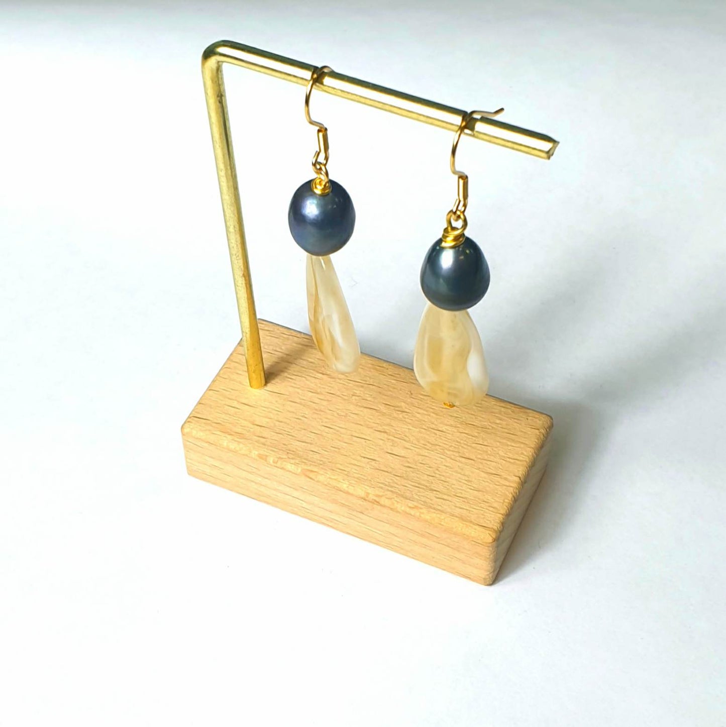 KORA  EARRINGS - Mother of Shell Pua with Natural Pearl Earrings - Multicolour Variety