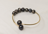 LINA - NATURAL DARK BROWN / BLACK BAROQUE PEARL OPEN BANGLE